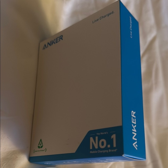 Anker Mobile Charger Box - Picture 3 of 4